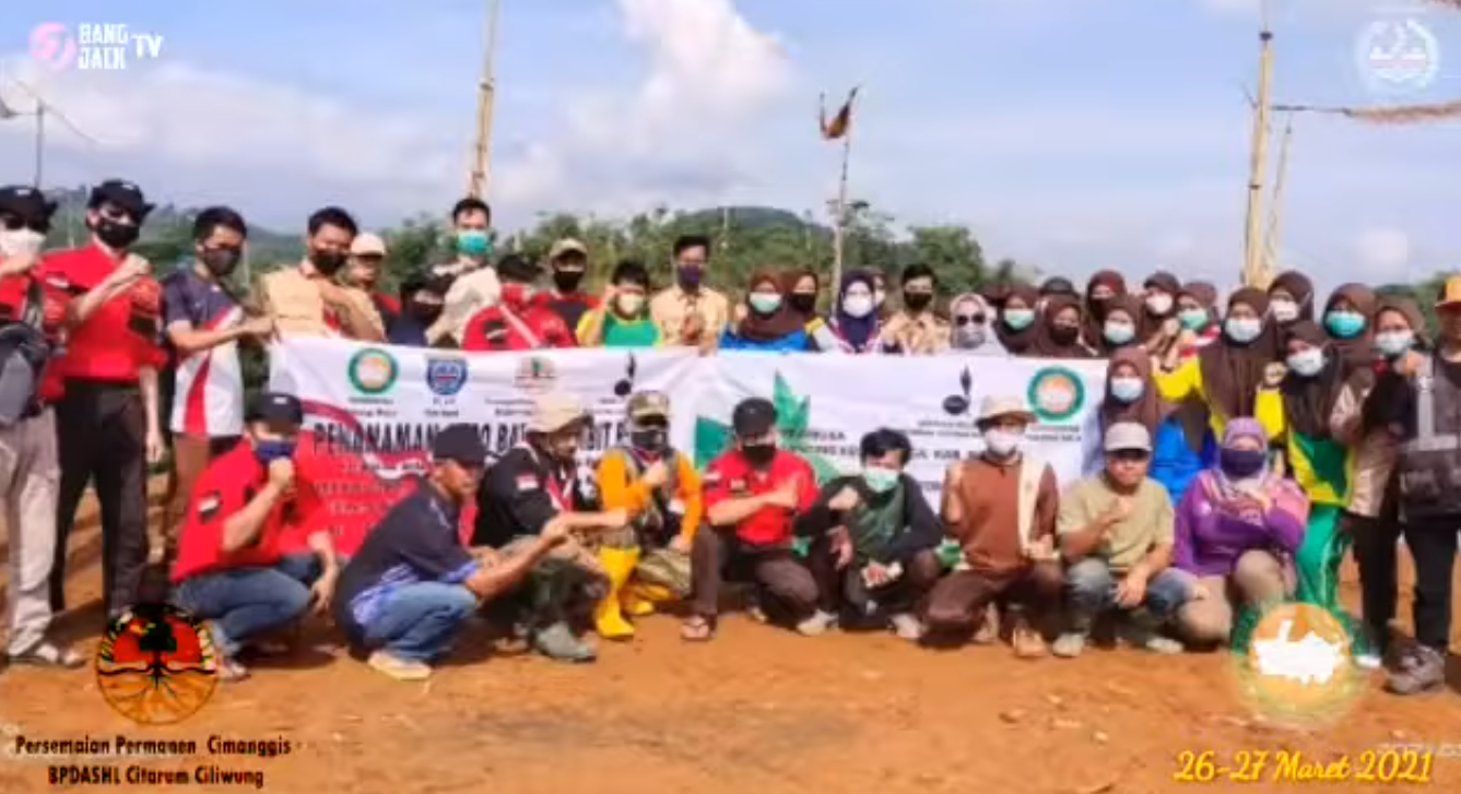 Penanaman 1000 batang batang bibit pohon