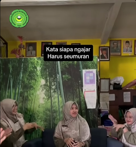Kata Siapa Mengajar haru seumuran